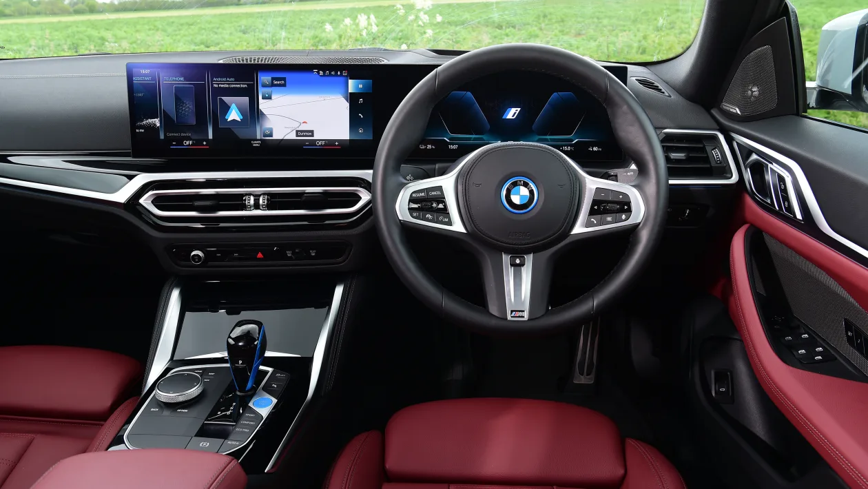 BMW i4 - Image 3/5